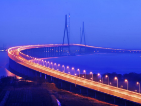 隧道交通反光保护